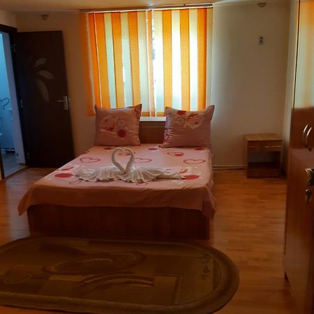 Casa Iza Apartment Байле Херкулане Екстериор снимка